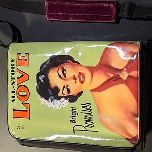 Cute bug brand "All-Story Love" laptop bag in mint condition